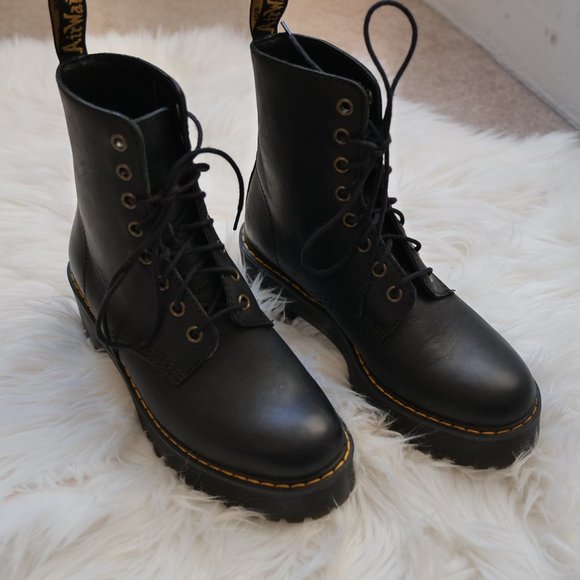 Dr. Martens SHRIVER HI WOMEN'S WYOMING LEATHER HEELED BOOTS - Picture 7 of 16